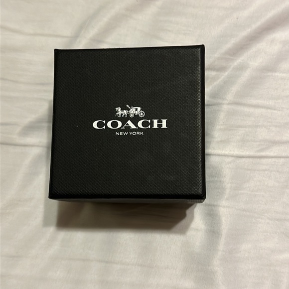 Coach watch. - Picture 2 of 2